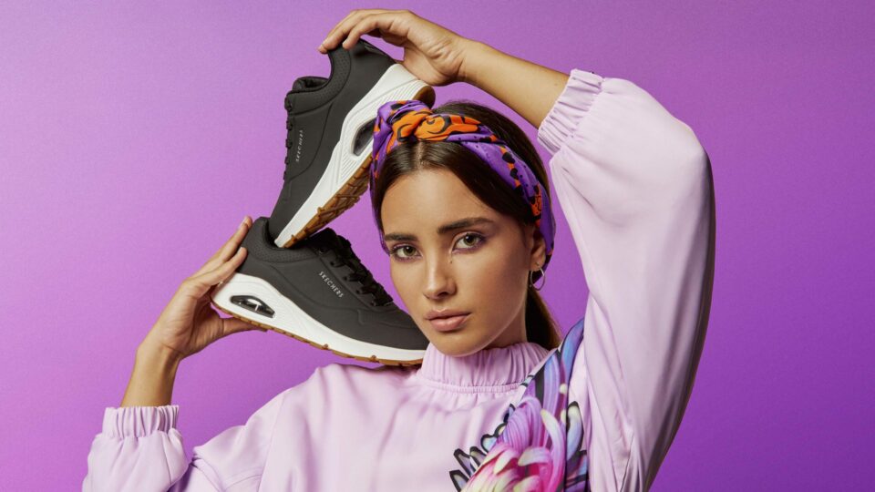 SKECHERS